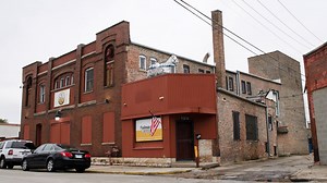 Pullman Tech Workshop teaches adults and teenagers woodworking techniques and skills and promotes mental wellness to help participants pursue jobs and career opportunities that interest them. See more about our partnership here: http://spr.ly/6186x2eYa | Blue Cross and Blue Shield of Illinois