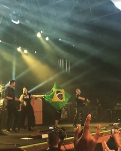 1.7K views · 258 reactions | 落 "WE LOVE YOU, BRAZIL!!" Evanescence is: Amy Lee, Jen Majura Official, Troy McLawhorn, Will Hunt & Tim McCord! | EvShadow | Facebook