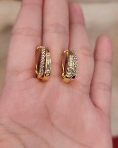27K views · 242 reactions | MADE TO ORDER CLIP DIAMOND EARRINGS✨️ Local Made Natural Diamonds Handmade Jewelry | Diamond Drakes Jewel | Facebook