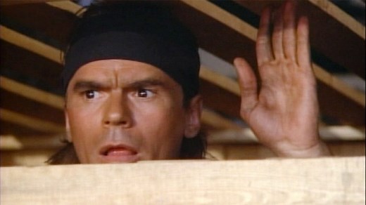 Legend of the Holy Rose, Pt. 1 – MacGyver (Season 5, Episode 1) - Apple TV (CA)