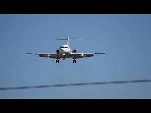 Fokker 28 landing