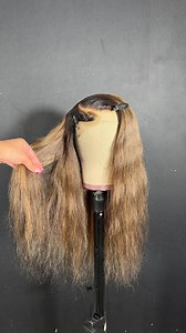 She’s such a hot commodity ✨ . Literally installing my “Brooklyn” wig on Monday! She definitely just screams THAT GIRLLL. Highlights go with everything and are perfect for any occasion! . The Black Label Wig Restock is NEXT FRIDAY 🖤 Brooklyn, Nicole and Chelly will be available! And for my bundle girlies, Bundle Deals are BACK! Here’s everything you need to know ⬇️ . 🗓️ NEXT FRIDAY, Nov 21st @ 12PM EST ✨ ONLY 15 wigs available styled in layered curls 🖤 $60 OFF ALL wigs/bundle deals 💁🏽‍♀️ 10