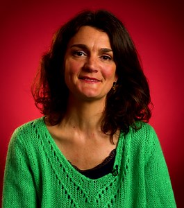 Clémence Dangles est ce qu’on appelle une doula. Son métier : accompagner les femmes avant, pendant et après l’accouchement. Pour Lou, elle témoigne.🤰🏻 | Lou