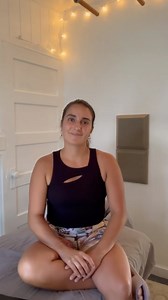 A S H I A T S U 👣 We have successfully helped thousands of therapists by saving their hands, back and wrists from repetitive stress injuries. Working with gravity instead of against it, Ashiatsu therapists enjoy the ease of simply focusing their weight into the area they’re working on. Performing Ashiatsu will noticeably extend the life of your career, benefit your clients and help strengthen and tone your legs, core and upper arms. Comment “SAVE” to take $50 off your first course with DeepFeet