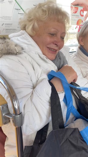 Is she really 5 months pregnant? | Tips & Tricks