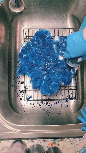 🌊 Summer Sweats 🌊 #tiedye #tyedye #tiedyeshorts #sweatshorts #handdyed #tiedyefashion | Habitual Dyer