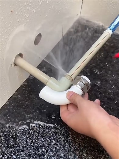 The last fix you'll ever need for leaky pipes! | Handy Dandy