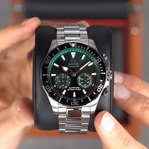 2K views · 23 reactions | Unboxing af Jaguar Hybrid Diver Se uret her▶ditur.dk/jaguar-hybrid-diver-j888-5 Lige nu får du 16% rabat på uret | Ditur | Facebook