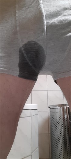 I peed in my Boxershorts - 2