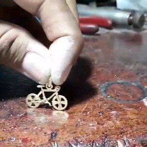 So Cute this Hand Made 18K Gold Bicycle Pendant. Made in Colombia by Ricardo Caceres. | I Love Jewelry