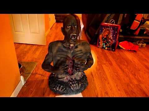 Chest splitting zombie - Tekcor1