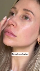 Enhance your skincare routine with the ✨ Artis Fini Brush ✨....