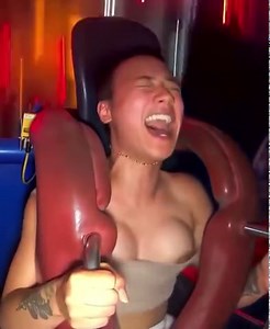 TITS IN MOTION Roller Coaster Nip Boob Slip Flash