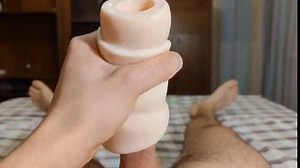ASMR MASTURBÁNDOSE LA POLLA MÁS CALIENTE DE PORNHUB Y CORRIÉNDOSE FUERTE Orgasmo fuerte