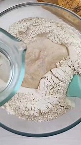 1K views · 12 reactions | Vegan Bagels >>>https://pickyeaterblog.com/vegan-bagels/ Making homemade bagels may seem daunting but it’s actually quite simple! I’ve perfected this delicious vegan bagels recipe for foolproof, chewy bagels every single time! Slather on some peanut butter or vegan cream cheese for a filling breakfast or make them into a sandwich for a delicious lunch. | The Picky Eater | Facebook