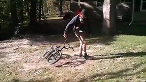 26K views · 791 reactions | Hurt your shoulder? Just build a bike swing to help you out. Genius idea from Dylan Gold... via. petersonzackary | Active Traveller Magazine | Facebook