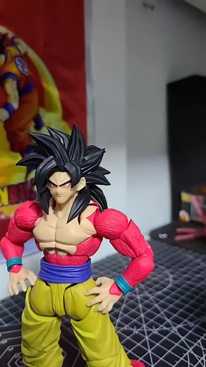 Action Figures Clash: Dynamic Poses and Fight Scenes