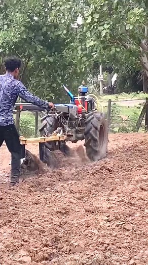 731K views · 5.6K reactions | Kubota hand tractor #kubotatractor #tractorpull #plowing #tractor #reelsfypシ゚ #equipment #farmlife #farm #farming #farmer #farmgirl #farmhouse | Ei Ei | Facebook