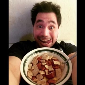 When you are broke AF on your #cheatday but you love to #SPAM, [Low carb spicy scramble cheese eggs, spam, tortilla], burp... .‬ ‪.‬ ‪.‬ ‪.‬ ‪.‬ ‪.‬ ‪#Me 👉🏽😂✌🏽 @MJTamondong aka 🐦 @Sixp8ck - 📷📹 #Brunchner #ShreddedBeyondABSolute #PeopleWhoLifts #ReGram #MyOutlet #JustEatSleepLiftThings #Iminshape #WhatsonMJsHead #JustDoIt #WednesdayMotivation #Athlete #MyLifestyle #GymMotivation #MeRightNow #KeepOnPushingIt #HomeGym #IronAddict #GymHumor #GymMemes #ThatGainzKindofLife #BodybuildingisMyLife