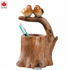 [Hot Item] Custom Home Decoration Handmade Resin Tree Stump Simulation Pen Holder