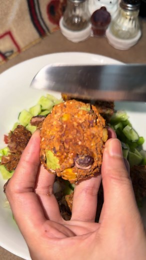Healthy Rajma Tikki Bowl Recipe | 300 Kcal, 15g Protein