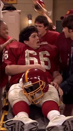Drake And Josh Football #drakeandjosh #nickelodeon