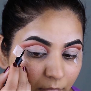 206K views · 7.2K reactions | Pretty GOLD party makeup! ⭐ | Smitha Deepak | Facebook