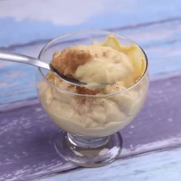 Homemade Easter dessert that melts in the mouth | Too Yum Yummy