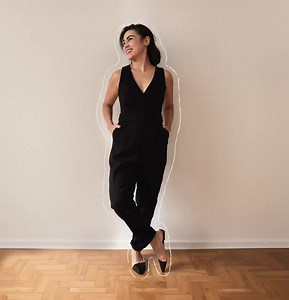 Macacão Envelope e Sapatilha Diagonal são a dupla perfeita do final de semana. Descomplicados e cheios de charme, eles são certeiros na hora de combinar. 朗 #Miti #Autoral #Nacional #Atemporal | Miti Shoes | Facebook