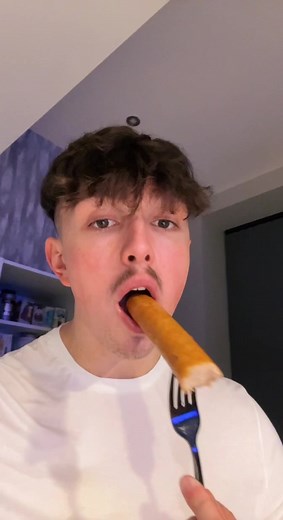 Gotta love sausage and chips 😍 #morgz #fyp