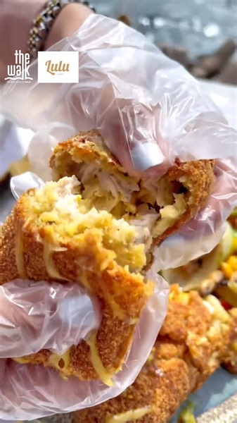 Crispy, crunchy, and oh-so-irresistible – Cordon Bleu redefined! ✨ LuLu Lounge.eg . . . #alexandria_egypt #TheWalk #Egypt | The Walk