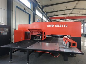[Hot Item] Qingdao Amada Servo Type CNC Punching Machine