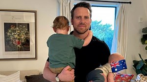 Internet star wanders around hotel after admitting drinking problem