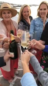 Hello Paros!!!!!!!! Thank you @Parīlio Hotel hotel for an amazing welcome ❤️❤️❤️❤️ | Travel 2 Greece