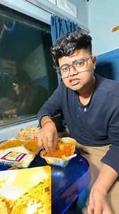 30K views · 566 reactions | Mumbai - Tamil Nadu l 36 घंटों का ट्रेन सफर  #Foodie #IndiaBiggestFoodie #Foodie | Kanda Lovers Club | Facebook