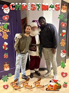 4.6K views · 28 reactions | What do you think Maurie and Shem asked Santa for Christmas?  Drop your thoughts in the comments ⬇️ Don't forget to tune into The Original Santa Claus Parade Sunday, November 23rd at 1ET/10PT on Citytv, or stream it on Citytv+  #KiSS925 #Toronto #RozAndMocha | KiSS 92.5 | Facebook