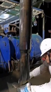 Liner Hanger Systems Liner hangers and liner top packers to improve completion well construction design and operations as the name suggests, secures and supports the liner. It uses mechanical slips to grip the inside of the casing a pre-determined distance above the casing shoe. The space between the liner hanger and the casing shoe is called the liner lap. Liner hangers can be set hydraulically, mechanically, or a mixture of the two. Most liners are cemented back to the liner hanger. Some syste