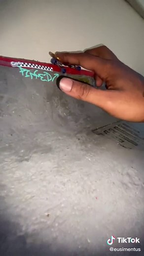 Concrete Fingerboard Bowl Session