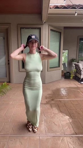 Doing this job is stressful @everyone 😟 #privateparts #temporarytattoo #temporarytattoodesigns #tattoo | Muhammad Amaan