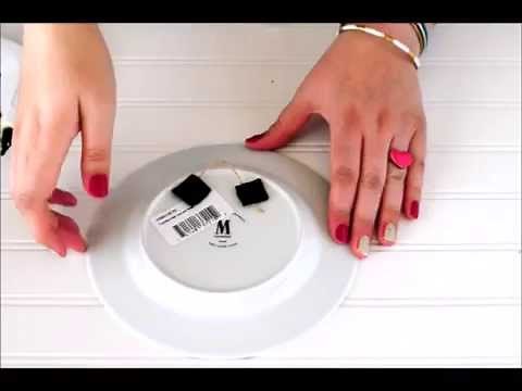 How to hang plates