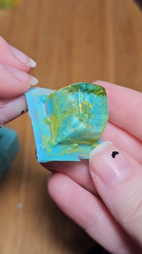 More experimental keycap demoldings ✨ The first one did not survive 😂 . . . . #dice #dnd #ttrpg #dicemaking #keycaps #artisankeycaps #keyboard #keycap | Cassiopeia Dice