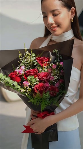 Introducing True Love - our new bouquet from our latest red roses series. 🌹 Some feelings are too deep for words - that's where True Love steps in. Timeless beauty, elegance, and passion arranged with care, ready to tell them exactly how you feel without saying a single word. ❤️ Whether they're celebrating an anniversary, receiving your deepest feelings, or marking life's most precious moments, this classic beauty captures the essence of romance in its purest form. ✨ Ready to speak the language