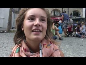 Micro-trottoir : est-ce qu'elles aiment la fessée au lit ?