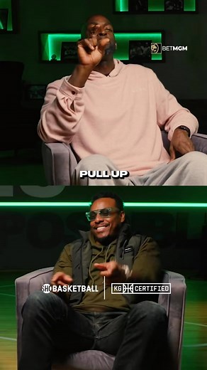 Steph is never afraid to shoot with the clock winding down, even if it could lower his field goal percentage. And that (1) | SHOWE BASKetball