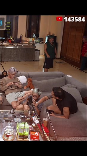 Sang Legend: Siapa Ray di Marapton?