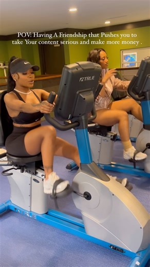 I A M P O S H on Instagram: " Don’t let the internet fool you—every girl boss needs a friend who truly wants to see her WIN. Need a content bestie?  ✨ Let’s turn your followers into DOLLARS. Come sit with me… I’ll teach you how to eat. ✨ Click the link in my bio to book a call and learn my proven strategies."