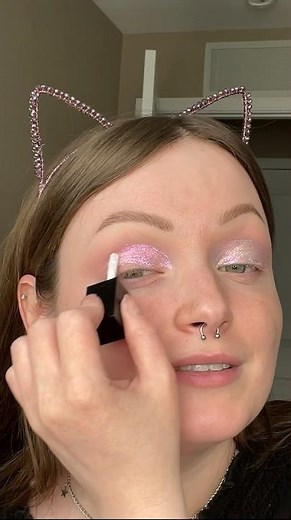 THE PINK SPARKLE😍💖 ELF Duochrome Liquid Eyeshadow #makeuptutorial #eyemakeup #eyeshadow
