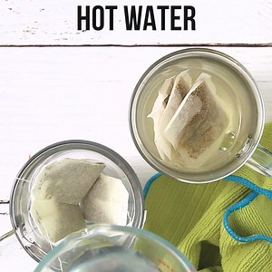 1.1K views | How to make HOMEMADE 2 coloured sugar-free gummies ... (NO Maltitol + NO sugars). ✅ GET THE RECIPE: https://www.ditchthecarbs.com/sugar-free-gummies/ << | Low-Carb Keto Cooking Videos | Facebook