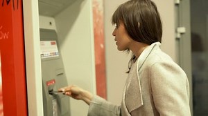 Young Woman Taking Money Atm Machine: стоковое видео (без лицензионных платежей), 17800786 | Shutterstock