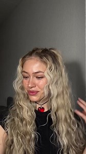 4.1K views · 34 reactions | ☀️Try this quick and easy festival hair look with your Halo® - length, glossy waves, little braids, highlights - TGIF! 隆‍♀️⁠ ⁠ Hidden Crown Halo® | Creamy Blonde with Ashy Lowlight | #10/22⁠ Hidden Crown® Waver | 3-Piece Hot Tool Set⁠ Hidden Crown® Frizz Free Serum ⁠ ⁠ #festivalhair #summerhair #mermaidwaves #longblondehair #hairtutorials #haloextensions #bestextensions #hiddencrownhair | Hidden Crown Hair Extensions | Facebook